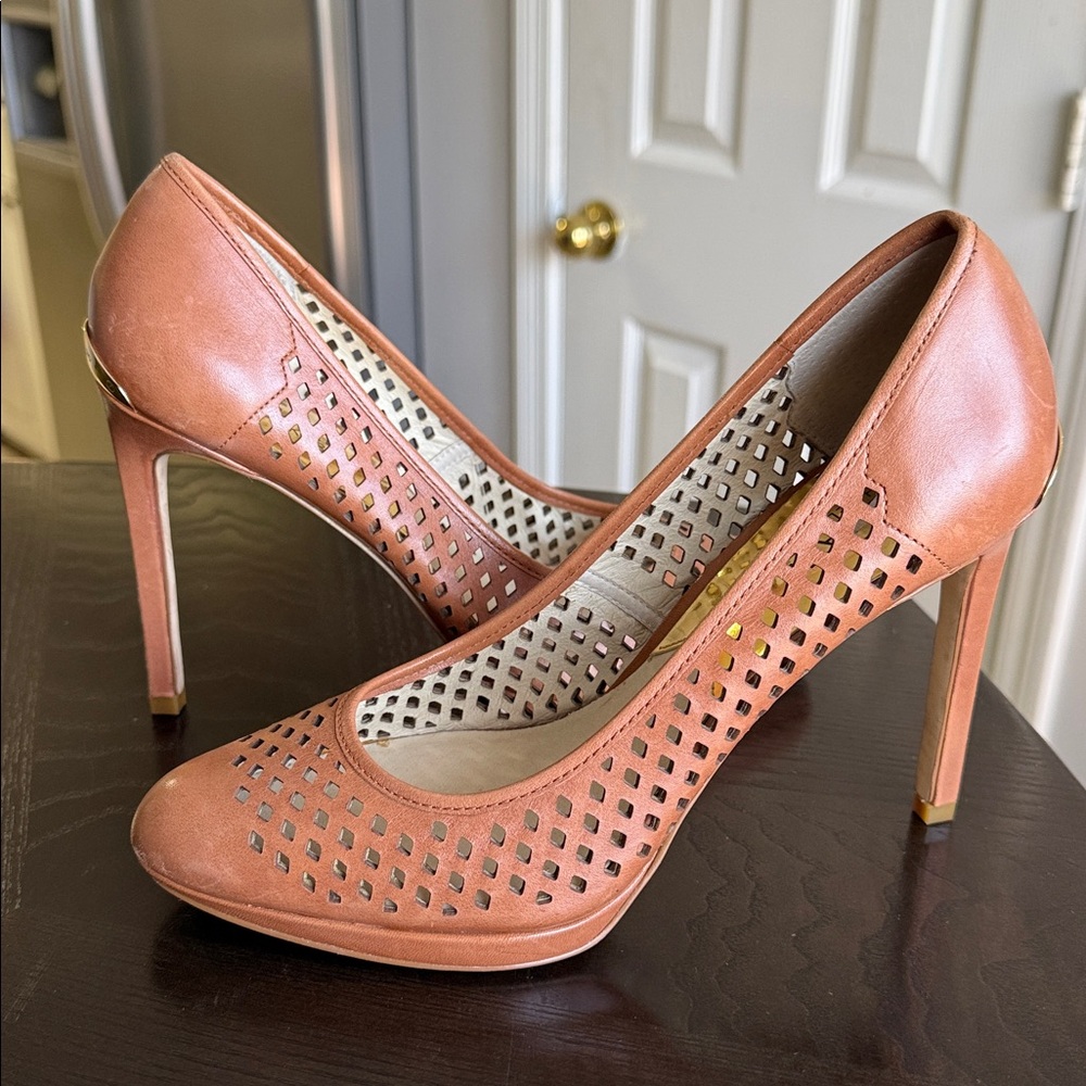 MICHAEL Michael Kors Florentine Laser-cut Leather Pumps In Brown and Tan - Picture 6 of 16